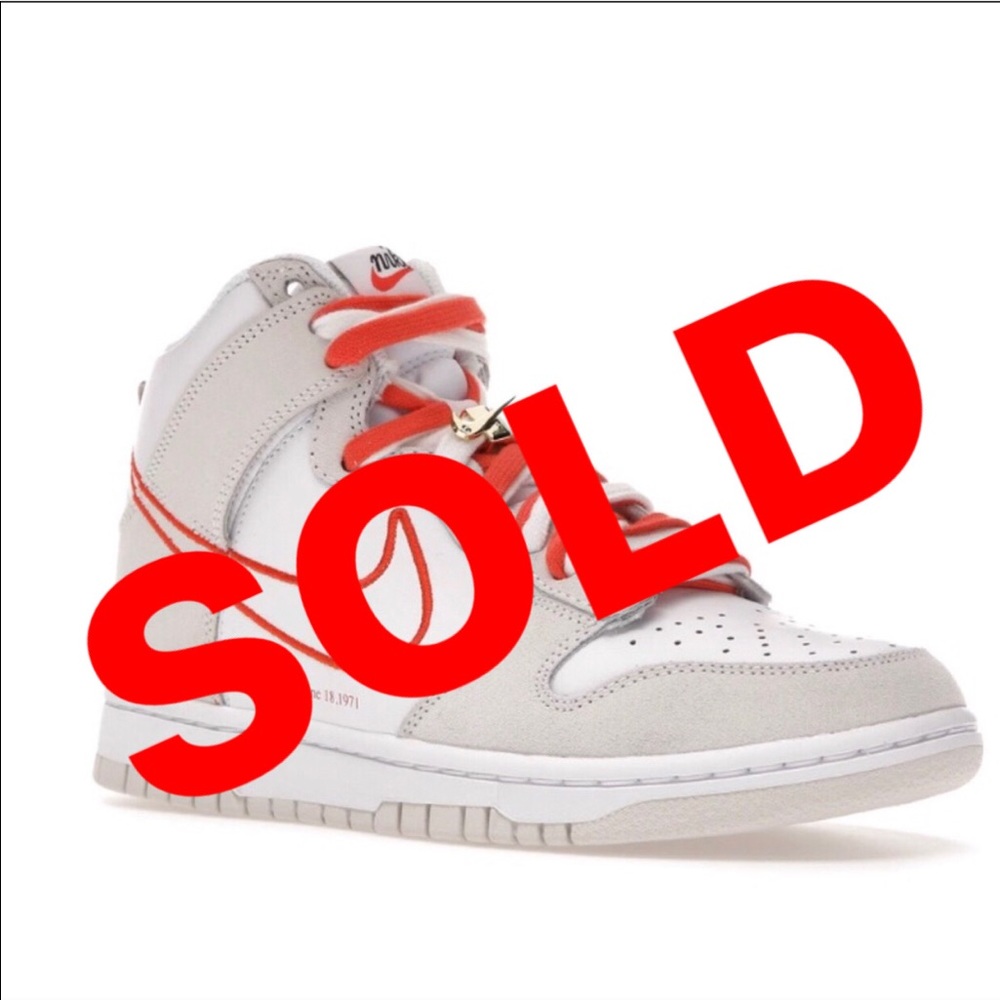 *SOLD* Nike Dunk High SE